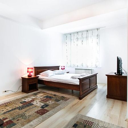 Garden Oasis Studio بوخارست المظهر الخارجي الصورة