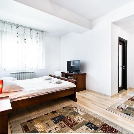 Garden Oasis Studio بوخارست المظهر الخارجي الصورة