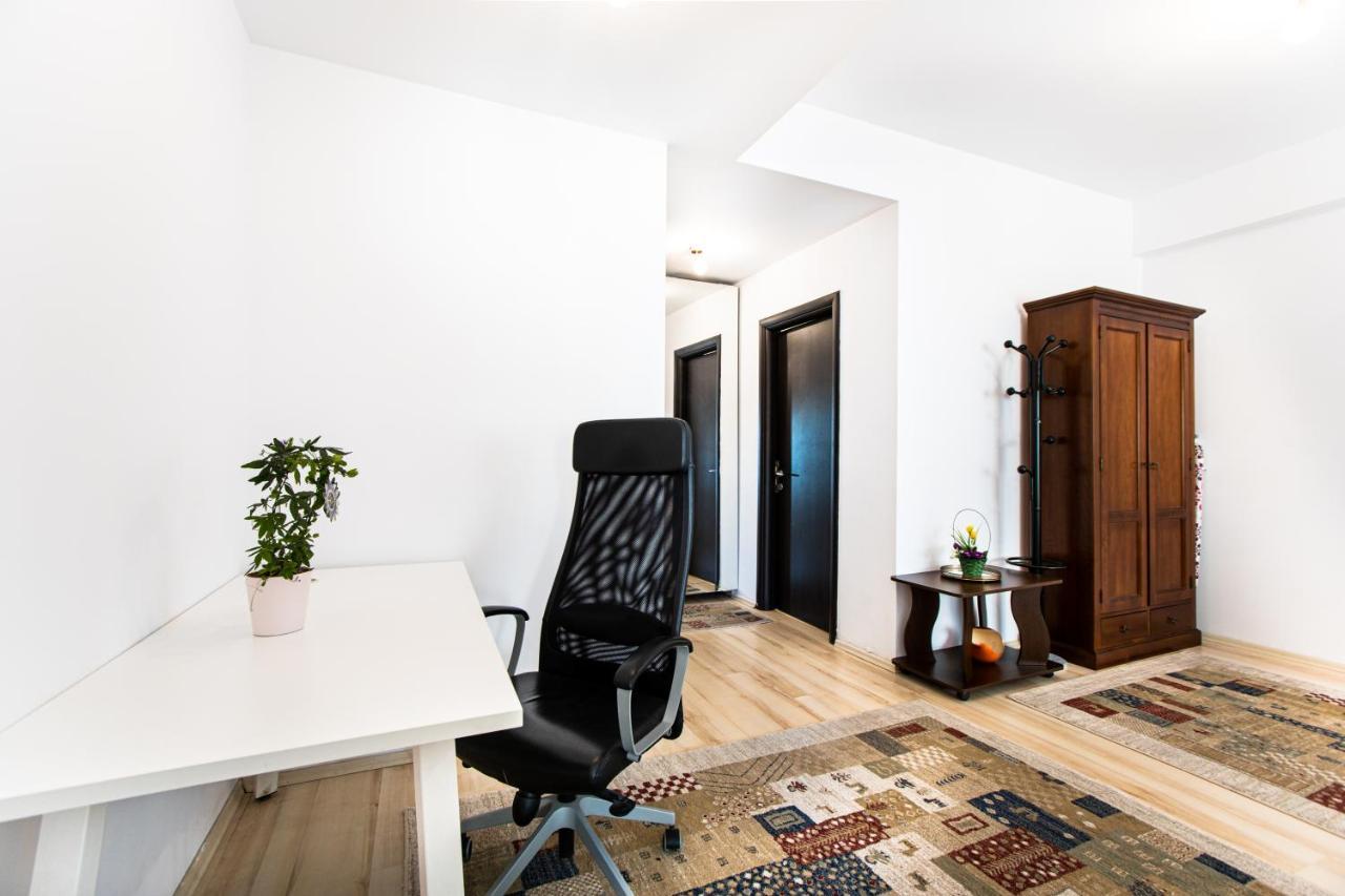 Garden Oasis Studio بوخارست المظهر الخارجي الصورة