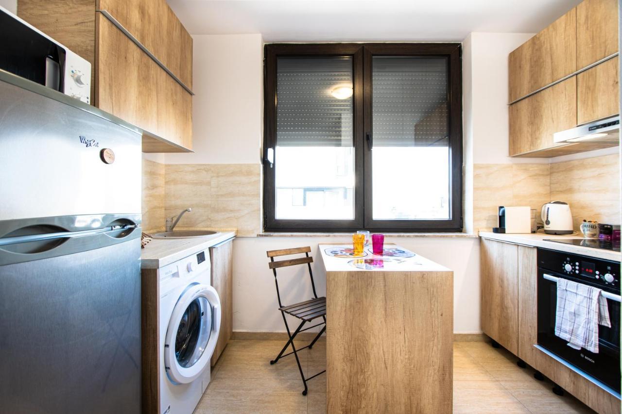 Garden Oasis Studio بوخارست المظهر الخارجي الصورة